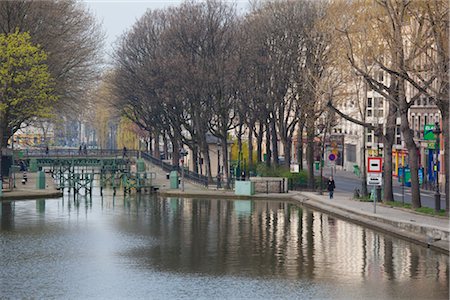 Canal Saint-Martin, Paris, France Stock Photo - Rights-Managed, Code: 700-03068438