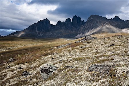 regionaler park - Mount Monolith, Tombstone Range, Ogilvie Mountains, Tombstone Territorial Park, Yukon, Kanada Stockbilder - Lizenzpflichtiges, Bildnummer: 700-03068768