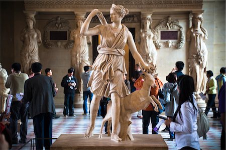 famous sculpture in museum - Diana of Versailles, The Louvre, Paris, Ile de France, France Stock Photo - Rights-Managed, Code: 700-03068844