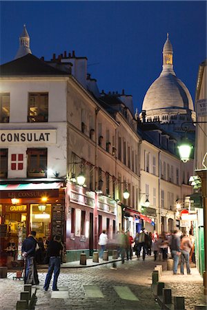 famous montmartre street paris - Montmartre, Paris, Ile de France, France Stock Photo - Rights-Managed, Code: 700-03068935