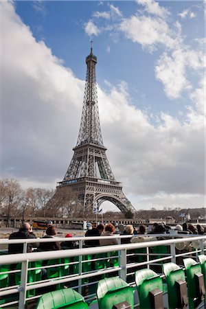 simsearch:841-02709085,k - La tour Eiffel, Paris, France Photographie de stock - Rights-Managed, Code: 700-03068999