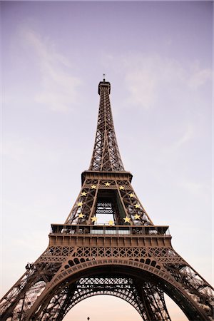 eiffel tower paris france nobody - Eiffel Tower, Paris, Ile de France, France Stock Photo - Rights-Managed, Code: 700-03069124