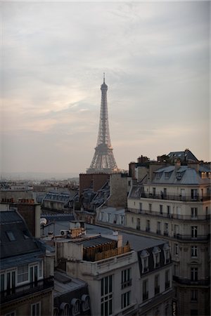 Eiffel Tower, Paris, Ile de France, France Foto de stock - Con derechos protegidos, Código: 700-03069129