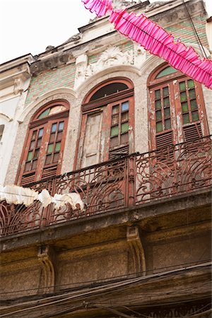 shopping area - Ayant pignon sur rue, Copacabana, Rio de Janeiro, Rio de Janeiro État, Brésil Photographie de stock - Rights-Managed, Code: 700-03069156