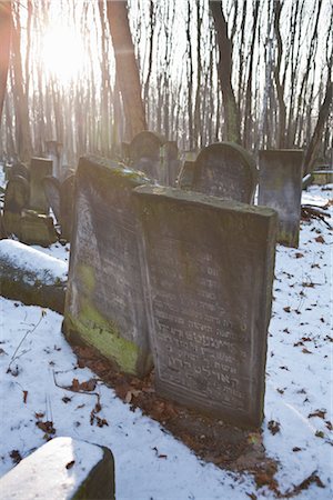 sepultura - Okopowa Street Jewish Cemetery, Warsaw, Poland Foto de stock - Con derechos protegidos, Código: 700-03075509