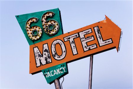 route 66 - Route 66 Motel signe, aiguilles, Californie, USA Photographie de stock - Rights-Managed, Code: 700-03075768