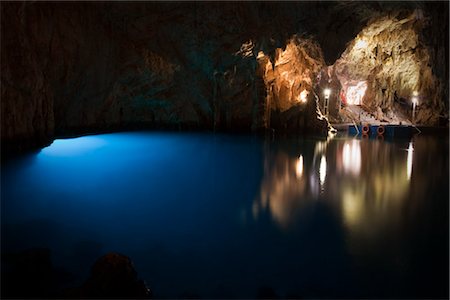 Emerald Cave, Bucht von Conca dei Marini, Amalfiküste, Provinz Salerno, Kampanien, Italien Stockbilder - Lizenzpflichtiges, Bildnummer: 700-03152366