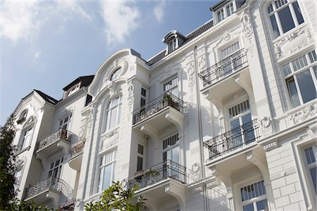 residential apartments - Building in Eppendorf, Hamburg, Germany Stock Photo - Rights-Managed, Code: 700-03152661