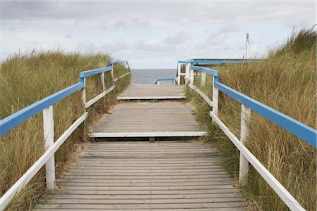 Boardwalk to Beach, Kampen, Island of Sylt, Schleswig-Holstein, Germany Foto de stock - Con derechos protegidos, Código: 700-03152694