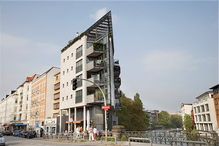 european residential architecture - Street Scene in Winterhude, Hamburg, Germany Stock Photo - Rights-Managed, Code: 700-03152711