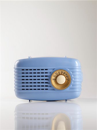 rádio - Old Fashioned Radio Stock Photo - Rights-Managed, Code: 700-03161592