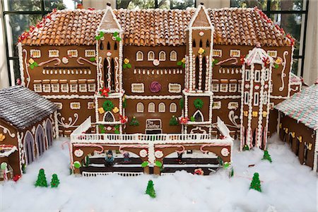 Gingerbread House Fotografie stock - Rights-Managed, Codice: 700-03178858