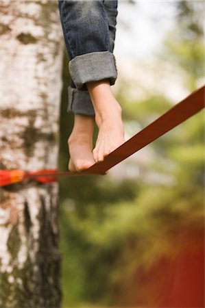 Woman on Slackline Foto de stock - Con derechos protegidos, Código: 700-03179165