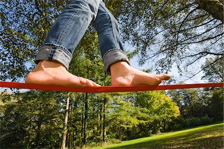 Garçon slackline Photographie de stock - Rights-Managed, Code: 700-03179167