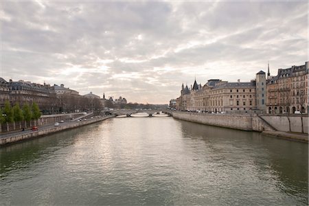 sena - Seine River, Paris, Ile-de-France, France Foto de stock - Con derechos protegidos, Código: 700-03179264