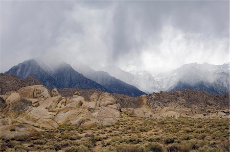 Rain Storm over Lone Pine Peak and Mt Whitney, California, USA Foto de stock - Con derechos protegidos, Código: 700-03194987