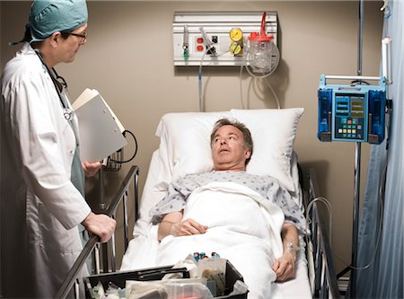 patient on iv - Emergency Doctor with Patient Stock Photo - Rights-Managed, Code: 700-03210508