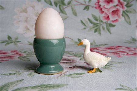 patterns birds - Egg in Eggcup and Goose Figurine Stock Photo - Rights-Managed, Code: 700-03210576