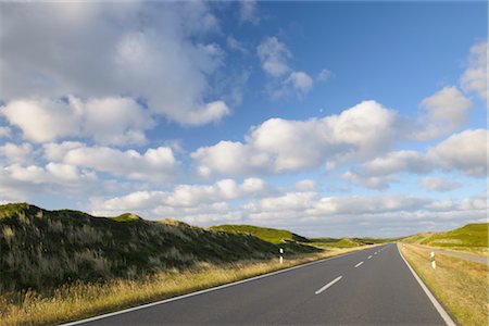 paved road horizon - Empty Road, Sylt, Germany Stock Photo - Rights-Managed, Code: 700-03229773