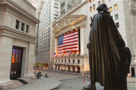 statue von george washington - New York Stock Exchange und Statue von George Washington, Manhattan, New York City, New York, USA Stockbilder - Lizenzpflichtiges, Bildnummer: 700-03240554