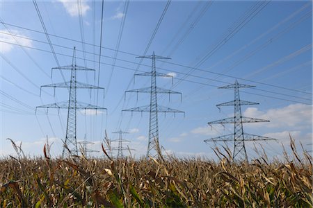 fil électrique - Électrique tours, Grafenrheinfeld, arrondissement de Schweinfurt, Bavière, Allemagne Photographie de stock - Rights-Managed, Code: 700-03243900