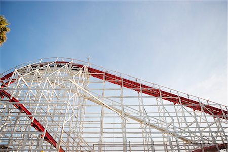 Vieux bois Rollercoaster sur la promenade de Santa Cruz, Californie, USA Photographie de stock - Rights-Managed, Code: 700-03294979