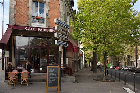 french cafe, people - Cafe, Place du Rhin et Danube , Paris, Ile-de-France, France Foto de stock - Con derechos protegidos, Código: 700-03295334