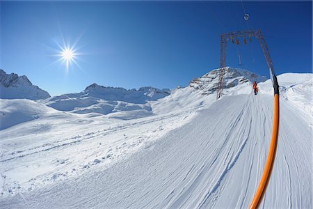 esporte de inverno - Ski Lift, Zugspitze, Bavaria, Germany Foto de stock - Direito Controlado, Número: 700-03298839