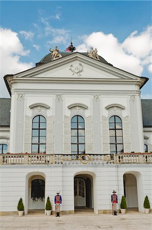 slovakia - Palais Grassalkovich, Bratislava, Slovaquie Photographie de stock - Rights-Managed, Code: 700-03290172