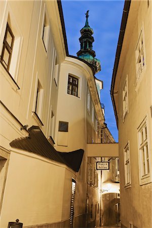 simsearch:700-03290192,k - Saint Michael's Gate, Old Town, Bratislava, Slovakia Stock Photo - Rights-Managed, Code: 700-03290184