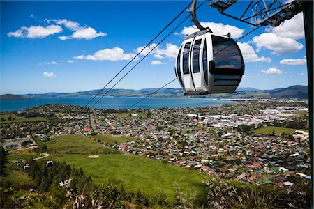 Gondole sur Mountt Ngongotaha, région de Rotorua, North Island, Nouvelle-Zélande Photographie de stock - Rights-Managed, Code: 700-03333621