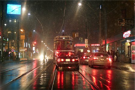 Tramway à l'Intersection de la rue Dundas et Spadina Avenue, Chinatown, Toronto, Ontario, Canada Photographie de stock - Rights-Managed, Code: 700-03368730