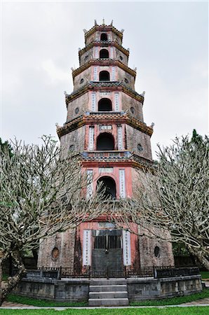 pagode - Pagode de Thien Mu, Hue, Viêt Nam Photographie de stock - Rights-Managed, Code: 700-03407696