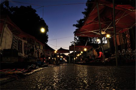 Marché de nuit, Luang Prabang, Laos Photographie de stock - Rights-Managed, Code: 700-03407735