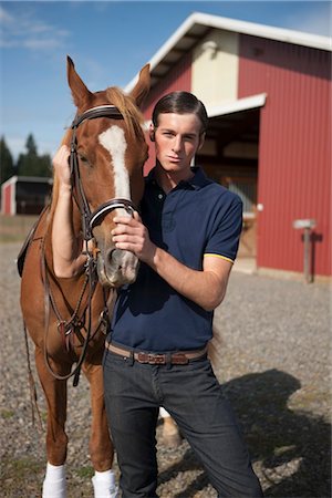 ranch - Polospieler mit Pferd, Bürste Prairie, Washington, USA Stockbilder - Lizenzpflichtiges, Bildnummer: 700-03407766