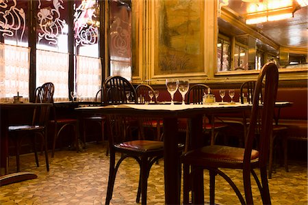 french cafes in france - Cafe de la Renaissance, Paris, France Photographie de stock - Rights-Managed, Code: 700-03407970