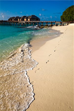 Quai et cabanes de plage, le Beach House at Manafaru, Maldives Photographie de stock - Rights-Managed, Code: 700-03403854