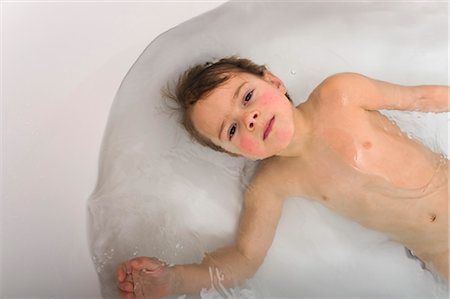 Little Boy in Bathtub Stock Photo - Rights-Managed, Code: 700-03439094