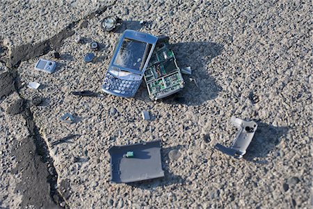 electronic waste - Broken Cell Phone Stock Photo - Rights-Managed, Code: 700-03439599