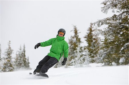 esporte de inverno - Snowboarder near Steamboat Springs, Colorado, USA Foto de stock - Direito Controlado, Número: 700-03439856