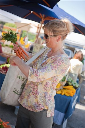 Woman Shopping at a Farmer's Market, Santa Cruz, California, USA Stock Photo - Rights-Managed, Code: 700-03439956
