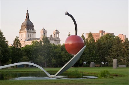 sculptures in water - Spoonbridge and Cherry, Minneapolis Sculpture Garden, Minneapolis, Minnesota, USA Stock Photo - Rights-Managed, Code: 700-03445640