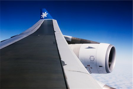 Airplane over Tahiti, French Polynesia, Oceania Foto de stock - Con derechos protegidos, Código: 700-03440192