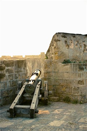 Old Cannon on Diu Fort, Diu, Daman and Diu Territory, India Foto de stock - Con derechos protegidos, Código: 700-03456747