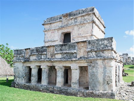 simsearch:700-05855037,k - Temple of the Frescos, Tulum, Mexico Foto de stock - Direito Controlado, Número: 700-03456777