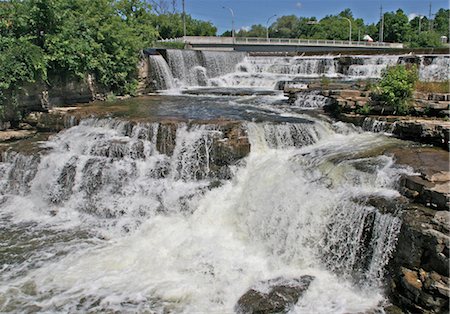 Mississippi River cascades, Almonte, vallée de l'Outaouais, Ontario, Canada Photographie de stock - Rights-Managed, Code: 700-03466594