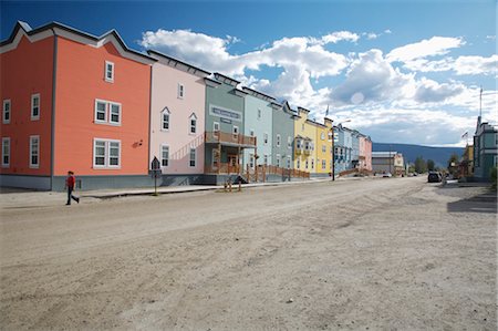 street color buildings - Centre-ville de Dawson City, Yukon, Canada Photographie de stock - Rights-Managed, Code: 700-03466603