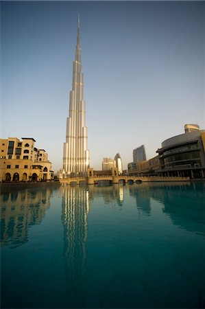 Burj Khalifa, Dubai, Émirats Arabes Unis Photographie de stock - Rights-Managed, Code: 700-03466703