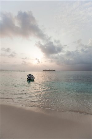 paradise scene - Tropical Beach, San Blas Islands, Panama Stock Photo - Rights-Managed, Code: 700-03466785