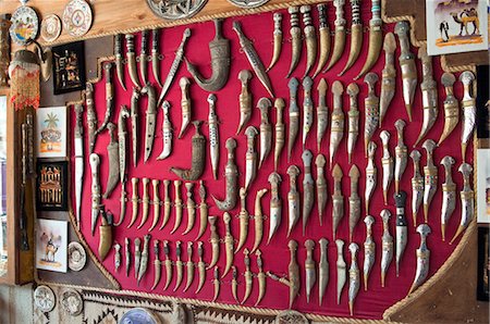Couteaux traditionnels pour vendre, Petra, Jordanie, Moyen-Orient Photographie de stock - Rights-Managed, Code: 700-03460403